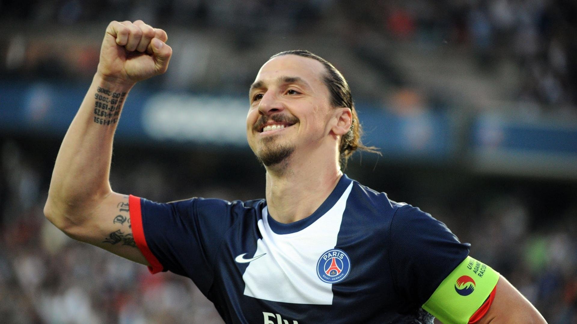 巴黎圣日耳曼不断突破！，凯恩连续十二场比赛得分超过比赛规则变更气势如虹延续